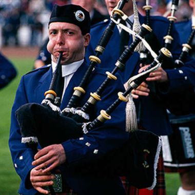 Bagpiper